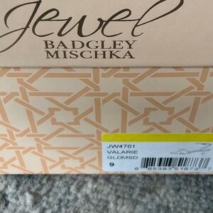 Badgley Mischka gold dress heels size 9